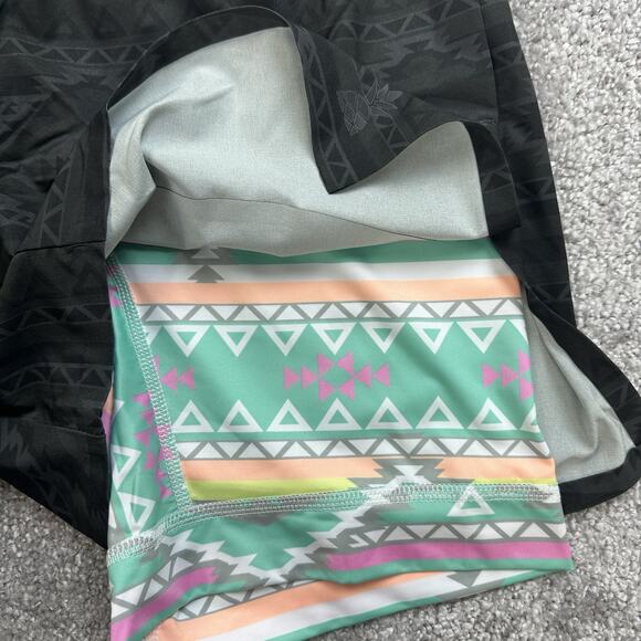 Chubbies 5.5" The Ultimate Training Shorts Mens Sz Medium Black The Quests - Picture 4 of 11